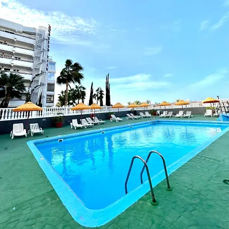 Isla_feliz * Playa de las Americas (Tenerife)